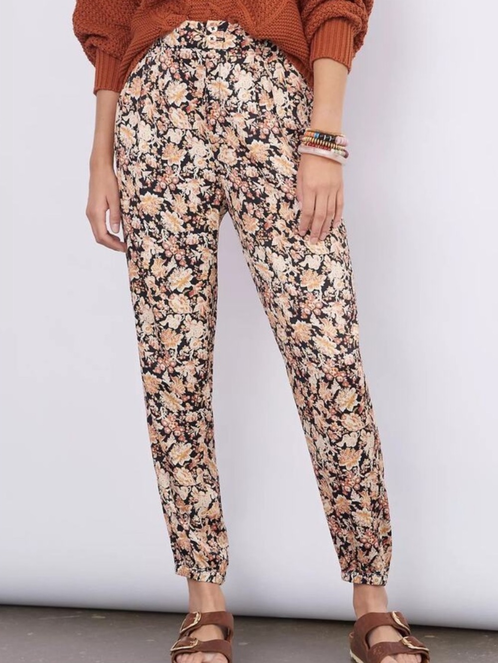 Anthropologie Diandra Pleated Joggers in Black Floral Size 4